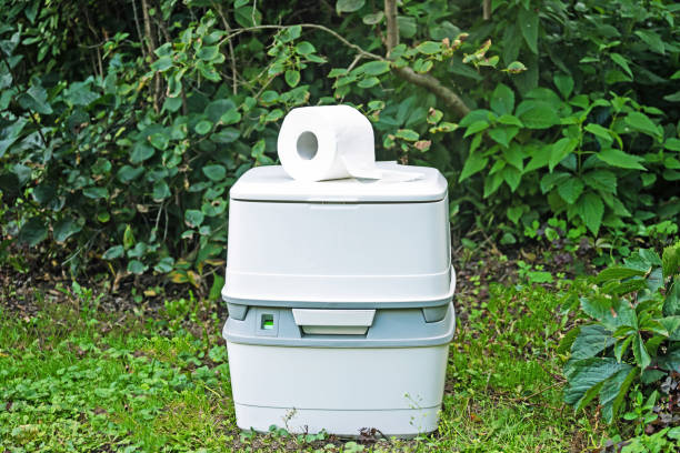Best Porta potty delivery and setup  in Huntertown, IN
